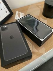 Sprzedam iPhone 11 64GB...€440 iPhone 11 Pro 64GB..€560 Sprzedam iPhone 11 64GB...€440 iPhone 11 Pro 64GB..€560