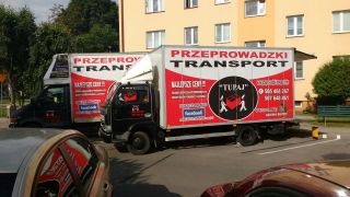 Tanie PRZEPROWADZKI Przewóz Pianin Utylizacja Gratów Magazynowanie Tanie PRZEPROWADZKI Przewóz Pianin Utylizacja Gratów Magazynowanie