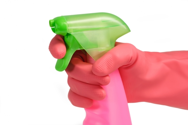 160331-cleaning-spray