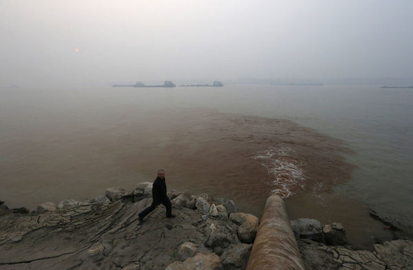 environmental-problems-pollution-25__880
