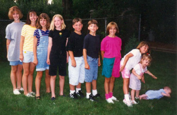 family-photo-gone-wrong-size