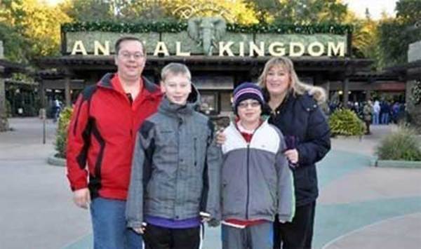 family-photo-gone-wrong-animal2