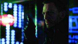 /t/t/v/JamesBond.jpg