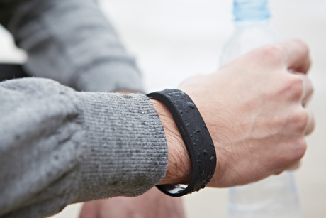 Sony-SmartBand-product-2014-460