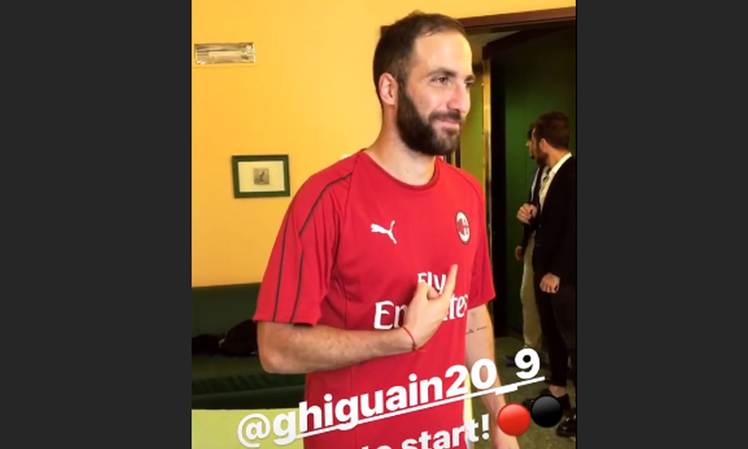 Terza Maglia AC Milan GONZALO HIGUAIN Terza Maglia AC Milan GONZALO HIGUAIN