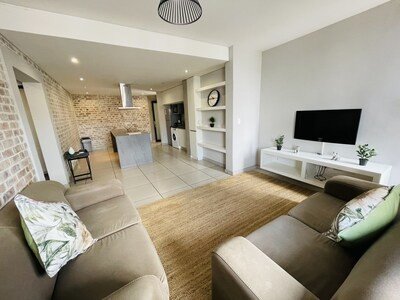 Wohnung 2 Schlafzimmer, mit Klimaanlage