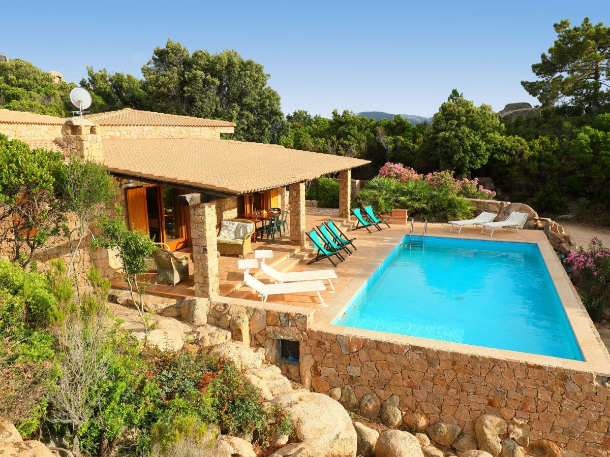 Villa 6 Schlafzimmer, mit Pool