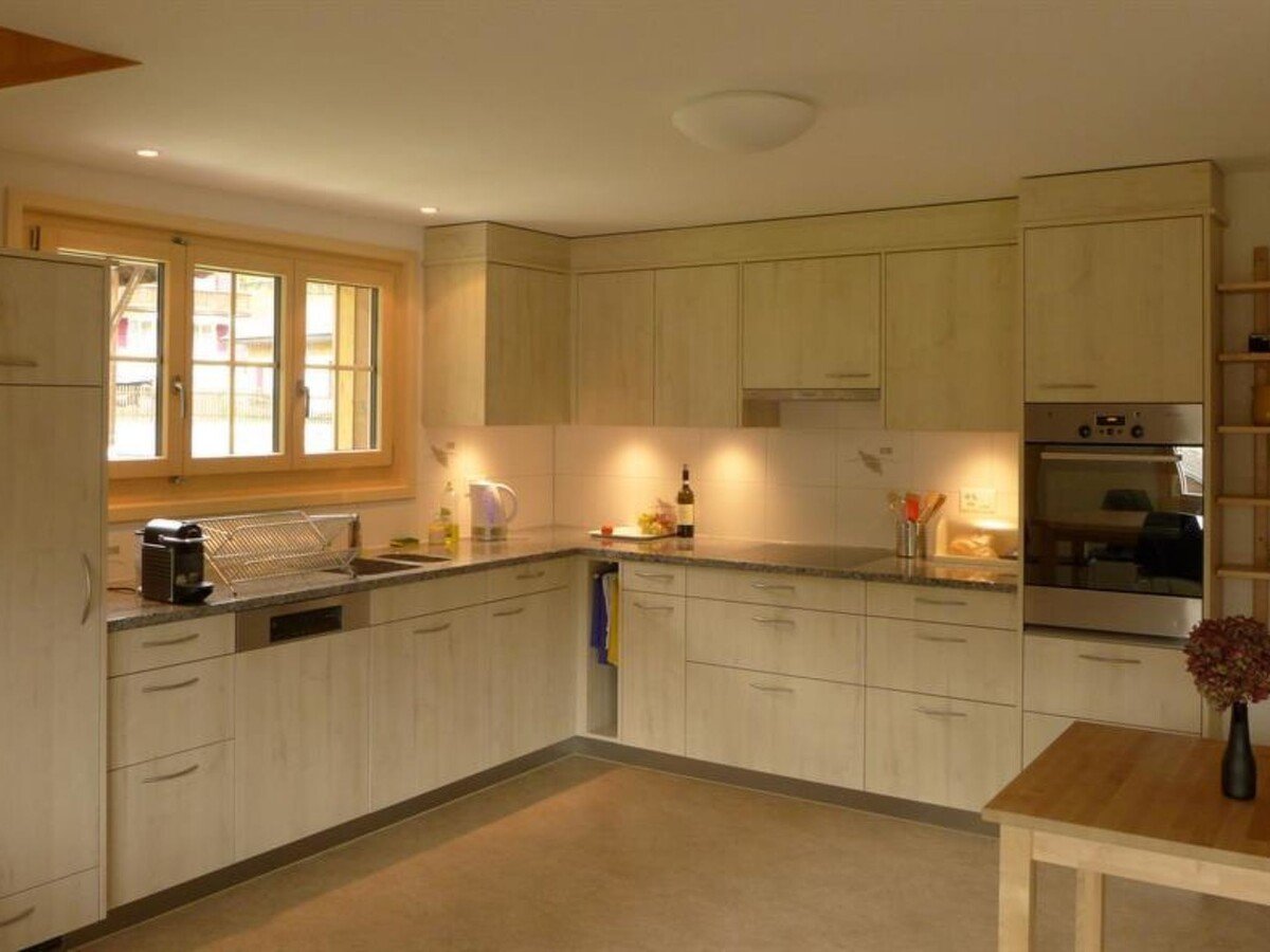 Wohnung 3 Schlafzimmer, mit Garten