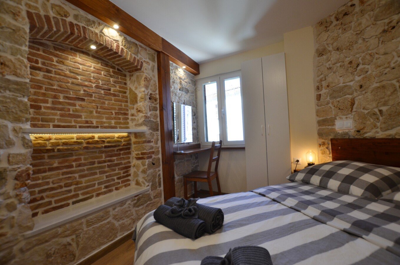 Wohnung 1 Schlafzimmer, mit Klimaanlage