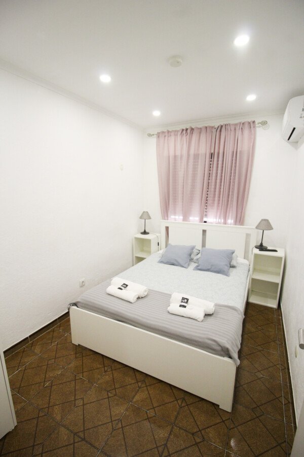 Wohnung 2 Schlafzimmer, mit Parkplatz