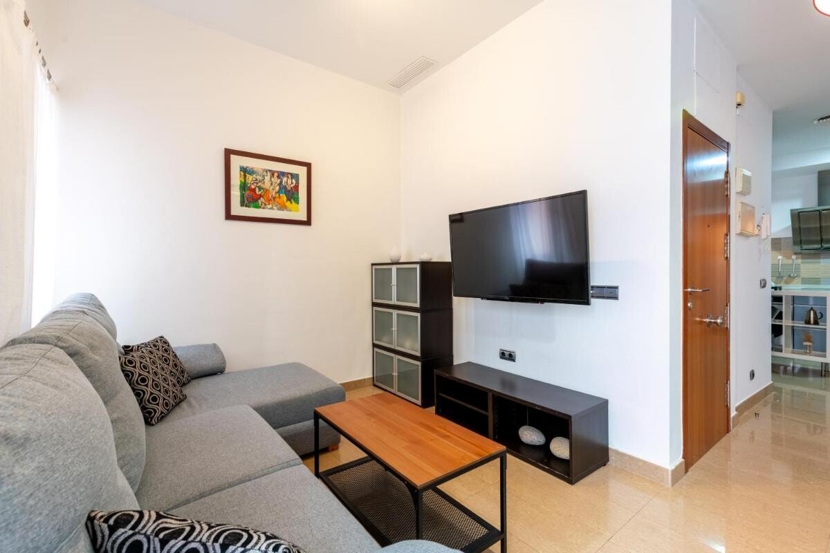 Wohnung 1 Schlafzimmer, mit Klimaanlage