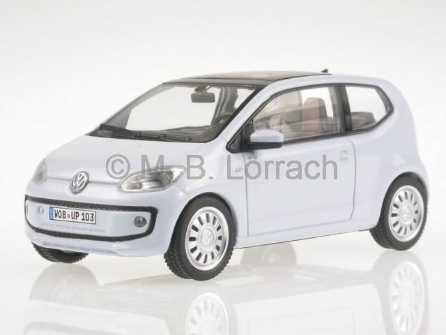 VW up 3-Türer hellblau Modellauto Schuco 1:43