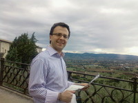 Dr. Antonio Palumbo