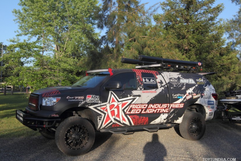 Brandon Palaniuk`s Tundra Второй дом
