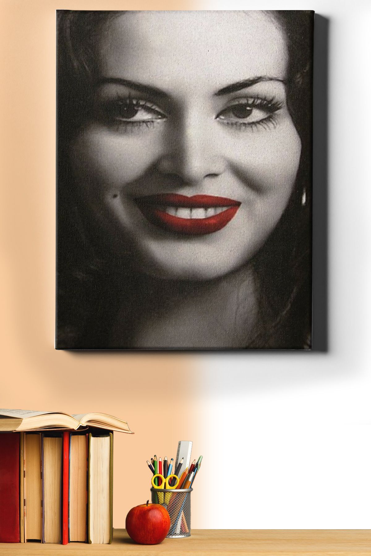 Sayılarla Boyama Seti Kasnaklı Türkan Şoray Gülümseme