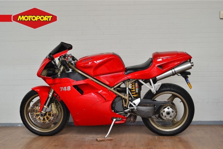 Ducati 748