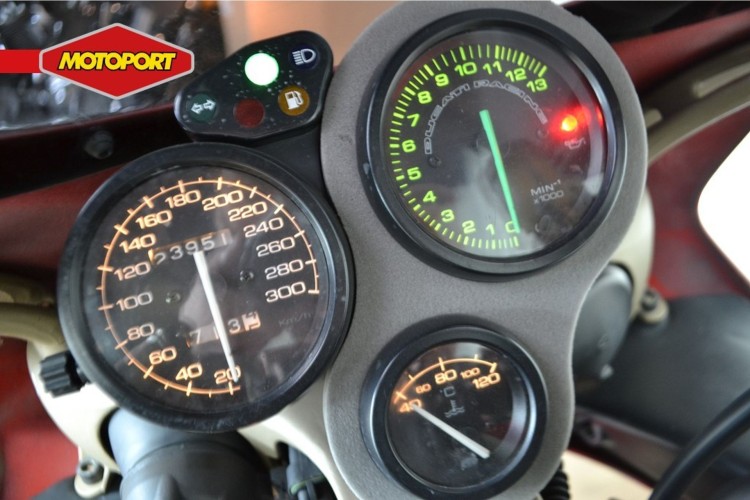 Ducati 748