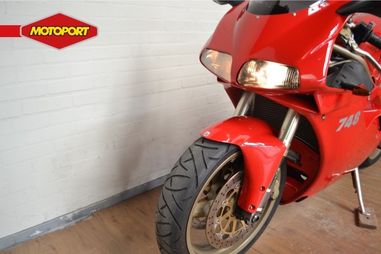 Ducati 748
