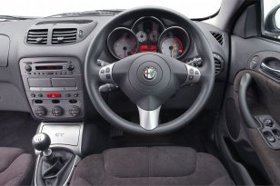 Alfa Romeo GT 2004 - 2010
