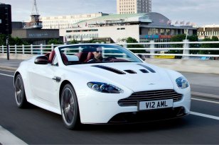 Aston Martin V12 Vantage 2009