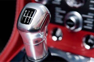 Aston Martin V12 Vantage 2009