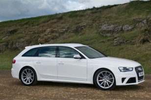 Audi RS4 2012 - 2015
