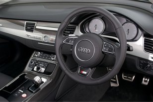 Audi S8 2012
