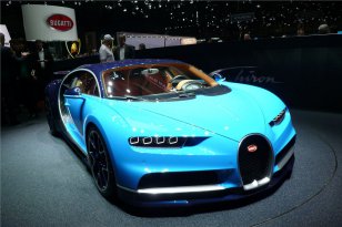 Bugatti Chiron 2016