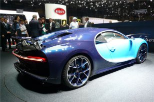 Bugatti Chiron 2016