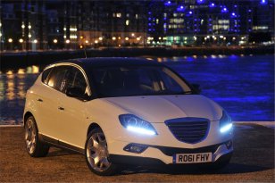 Lancia Delta 2011 - 2014