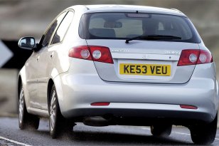 Chevrolet Lacetti 2004 - 2005