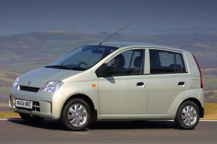 Daihatsu Charade 2003 - 2006
