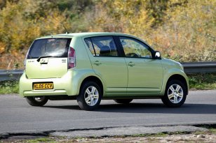 Daihatsu Sirion 2005 - 2009