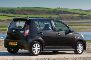 Daihatsu Sirion 2005 - 2009