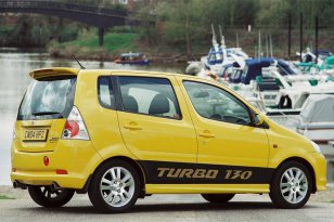 Daihatsu YRV 2001 - 2006