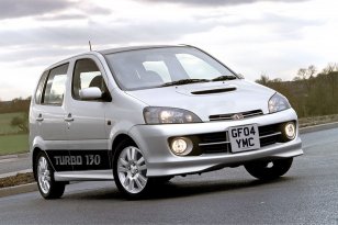 Daihatsu YRV 2001 - 2006