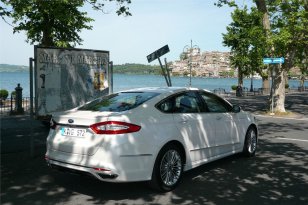 Ford Mondeo Vignale 2015