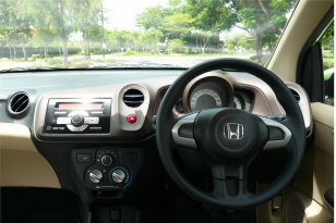 Honda Brio 2011