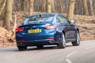 Hyundai Genesis 2015