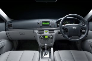 Hyundai Sonata 2005 - 2011