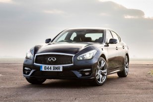 Infiniti Q70 2013