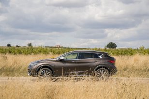 Infiniti QX30 2016
