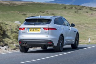 Jaguar F-Pace 2016