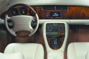 Jaguar XK8 and XKR 1996 - 2006