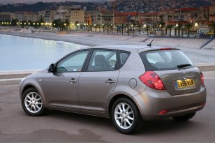 Kia Cee'd 2007 - 2010