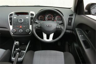 Kia Cee'd 2010 - 2012