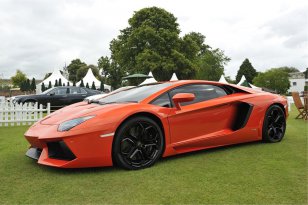 Lamborghini Aventador 2011