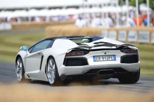 Lamborghini Aventador 2011