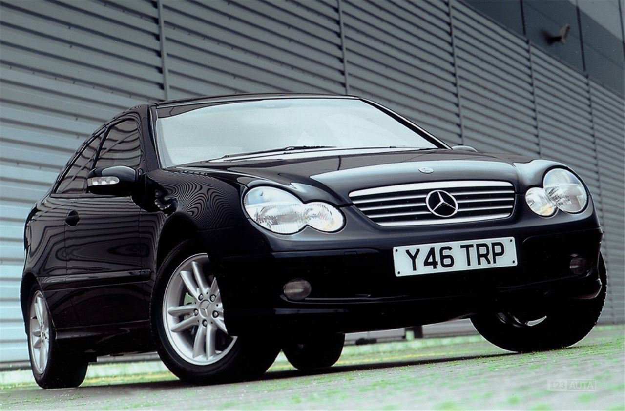 Recenze A Test Mercedes Benz C Class Sport Coupe 2001 2008 Autonoto Cz