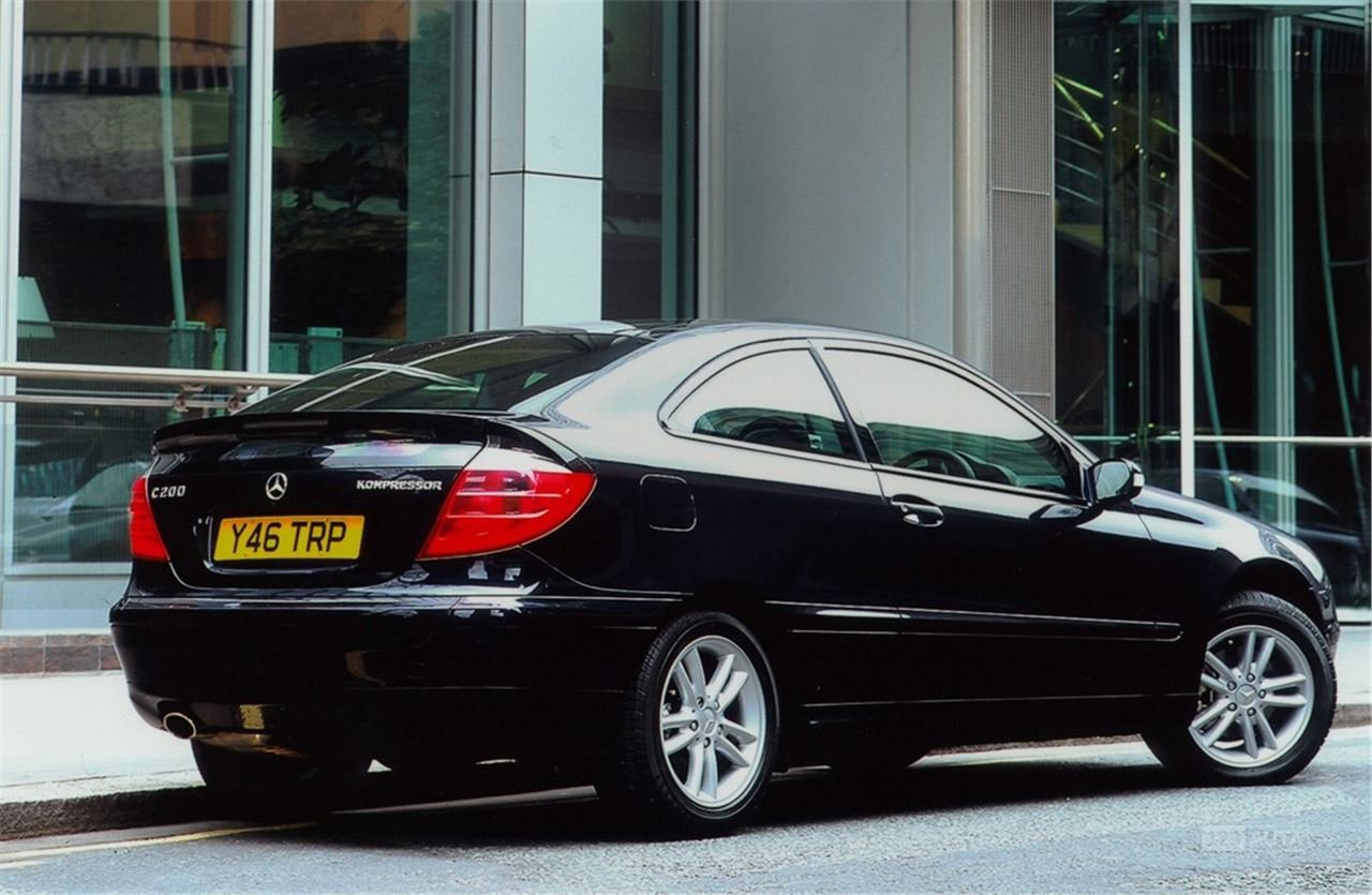 Recenze A Test Mercedes Benz C Class Sport Coupe 2001 2008 Autonoto Cz